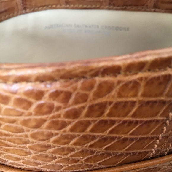 Genuine crocodile bag in like new condition - Picture 5 of 10